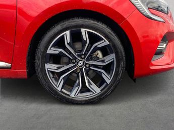 RENAULT CLIO 1.6 E-Tech Techno Hatchback 5Dr Petrol Hybrid Auto Euro 6 (S/S) 