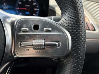 MERCEDES-BENZ EQC Eqc 400 300Kw Amg Line Edition 80Kwh 5Dr Auto