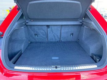 AUDI Q3 40 Tdi Quattro S Line 5Dr S Tronic