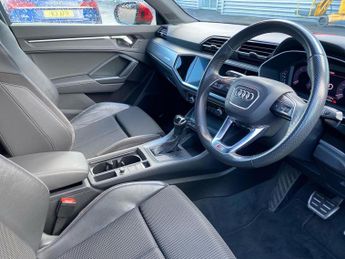 AUDI Q3 40 Tdi Quattro S Line 5Dr S Tronic