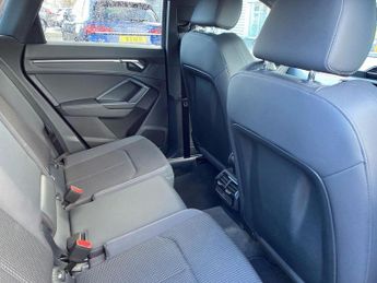 AUDI Q3 40 Tdi Quattro S Line 5Dr S Tronic