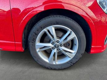 AUDI Q3 40 Tdi Quattro S Line 5Dr S Tronic