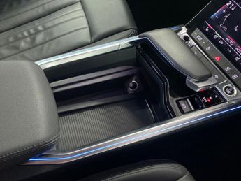 AUDI E-TRON 230Kw 50 Quattro 71Kwh Technik 5Dr Auto C+S 22Kwch