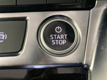 AUDI E-TRON 230Kw 50 Quattro 71Kwh Technik 5Dr Auto C+S 22Kwch