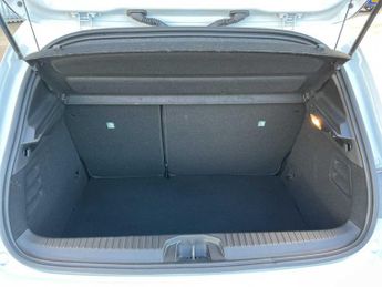 RENAULT CLIO 1.6 E-Tech Full Hybrid 145 Techno 5Dr Auto