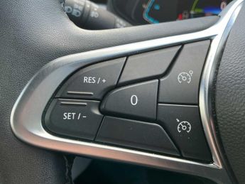 RENAULT CLIO 1.6 E-Tech Full Hybrid 145 Techno 5Dr Auto