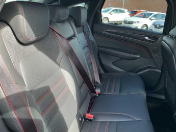 RENAULT ARKANA 1.3 Mild Hybrid 140 R.S. Line 5Dr Edc