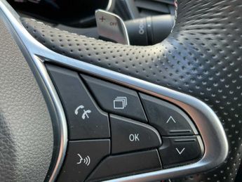 RENAULT ARKANA 1.3 Mild Hybrid 140 R.S. Line 5Dr Edc