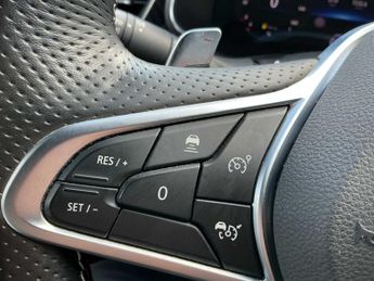 RENAULT ARKANA 1.3 Mild Hybrid 140 R.S. Line 5Dr Edc