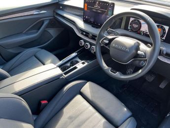 SKODA SUPERB 2.0 Tdi Laurin & Klement Hatchback 5Dr Diesel Dsg 4Wd Euro 6 (S/