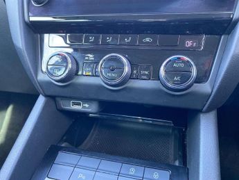 SKODA OCTAVIA 1.5 Tsi Act Se L Estate 5Dr Petrol Dsg Euro 6 (S/S) (150 Ps)