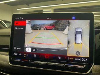 VOLKSWAGEN GOLF 2.0 Tsi Gti Hatchback 5Dr Petrol Dsg Euro 6 (S/S) (265 Ps)