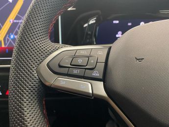 VOLKSWAGEN GOLF 2.0 Tsi Gti Hatchback 5Dr Petrol Dsg Euro 6 (S/S) (265 Ps)