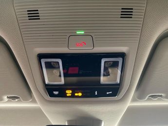 VOLKSWAGEN ID. BUZZ Pro 77Kwh Style Mpv 5Dr Electric Auto (204 Ps)