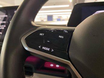 VOLKSWAGEN ID. BUZZ Pro 77Kwh Style Mpv 5Dr Electric Auto (204 Ps)
