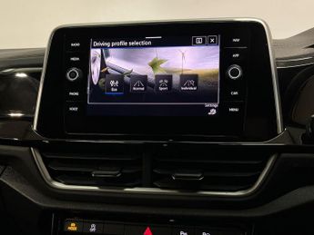 VOLKSWAGEN T-ROC 1.5 Tsi R-Line Suv 5Dr Petrol Dsg Euro 6 (S/S) (150 Ps)