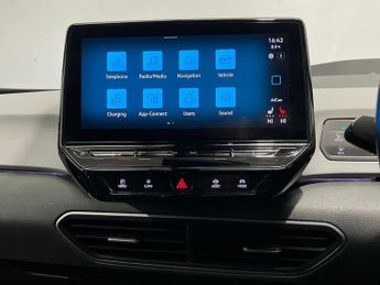 VOLKSWAGEN ID.3 Pro S 77Kwh Tour Hatchback 5Dr Electric Auto (204 Ps)