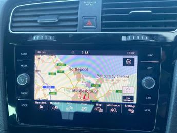 VOLKSWAGEN GOLF 2.0 Tsi R Hatchback 5Dr Petrol Dsg 4Motion Euro 6 (S/S) (310 Ps)