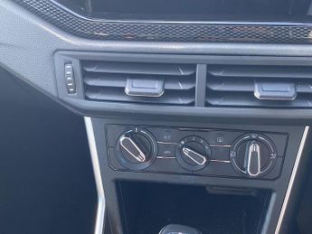 VOLKSWAGEN POLO 1.0 Tsi Life Hatchback 5Dr Petrol Dsg Euro 6 (S/S) (95 Ps)