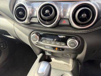 NISSAN JUKE 1.0 Dig-T N-Connecta Suv 5Dr Petrol Dct Auto Euro 6 (S/S) (114 P