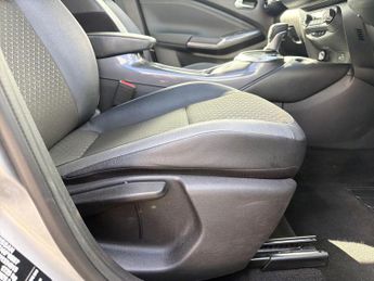 NISSAN JUKE 1.0 Dig-T N-Connecta Suv 5Dr Petrol Dct Auto Euro 6 (S/S) (114 P