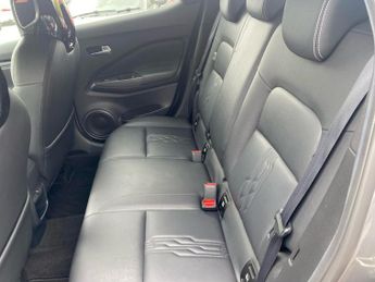 NISSAN JUKE 1.6 Tekna Suv 5Dr Petrol Hybrid Auto Euro 6 (143 Ps)