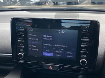 TOYOTA YARIS 1.5 Vvt-H Icon Hatchback 5Dr Petrol Hybrid E-Cvt Euro 6 (S/S) (1