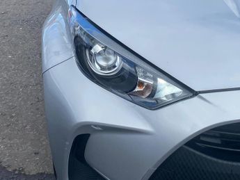 TOYOTA YARIS 1.5 Vvt-H Icon Hatchback 5Dr Petrol Hybrid E-Cvt Euro 6 (S/S) (1