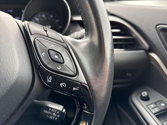 TOYOTA C-HR 1.8 Vvt-H Gpf Icon Suv 5Dr Petrol Hybrid Cvt Euro 6 (S/S) (122 P