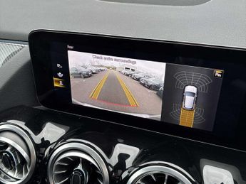 MERCEDES-BENZ GLA Gla 220D 4Matic Amg Line Premium Plus 5Dr Auto