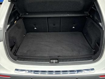 MERCEDES-BENZ GLA Gla 220D 4Matic Amg Line Executive 5Dr Auto