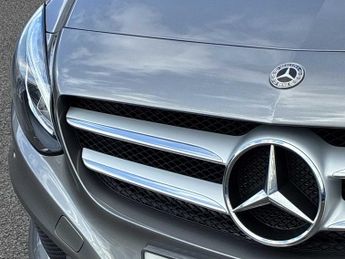 MERCEDES-BENZ B CLASS B200D Amg Line Premium Plus 5Dr Auto