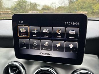 MERCEDES-BENZ GLA Gla 200D 4Matic Amg Line Premium 5Dr Auto