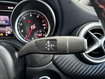 MERCEDES-BENZ A CLASS A200 Amg Line 5Dr Auto