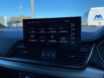 AUDI Q5 2.0 Tdi 40 S Line Suv 5Dr Diesel S Tronic Quattro Euro 6 (S/S) (