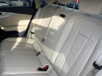 AUDI A4 2.0 Tfsi 40 Sport Edition Saloon 4Dr Petrol S Tronic Euro 6 (S/S