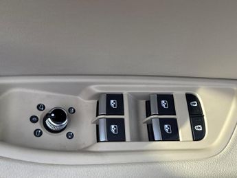 AUDI A4 2.0 Tfsi 40 Sport Edition Saloon 4Dr Petrol S Tronic Euro 6 (S/S