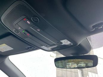 AUDI Q3 2.0 Tdi 35 S Line Suv 5Dr Diesel S Tronic Euro 6 (S/S) (150 Ps)