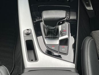 AUDI A4 2.0 Tdi 35 S Line Estate 5Dr Diesel S Tronic Euro 6 (S/S) (163 P