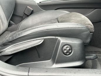 AUDI A4 2.0 Tdi 35 S Line Estate 5Dr Diesel S Tronic Euro 6 (S/S) (163 P