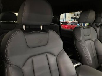 AUDI Q7 55 Tfsi Quattro Black Edition 5Dr Tiptronic