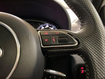 AUDI A1 1.4 Tfsi S Line Hatchback 3Dr Petrol S Tronic Euro 6 (S/S) (Nav)