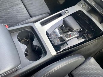AUDI Q5 2.0 Tdi 40 S Line Suv 5Dr Diesel S Tronic Quattro Euro 6 (S/S) (