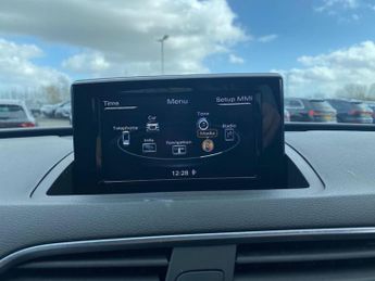 AUDI Q3 2.0 Tdi Black Edition Suv 5Dr Diesel S Tronic Quattro Euro 6 (S/