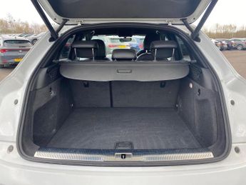 AUDI Q3 2.0 Tdi Black Edition Suv 5Dr Diesel S Tronic Quattro Euro 6 (S/