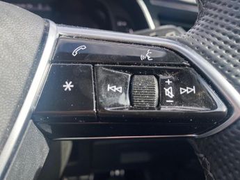 AUDI A6 2.0 Tfsi 40 Black Edition Estate 5Dr Petrol S Tronic Euro 6 (S/S