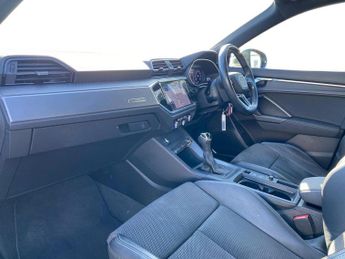 AUDI Q3 2.0 Tdi 40 S Line Suv 5Dr Diesel S Tronic Quattro Euro 6 (S/S) (