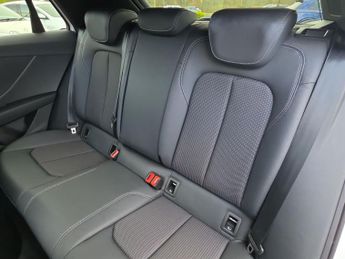 AUDI Q2 35 Tfsi Black Edition 5Dr S Tronic