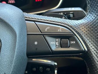 AUDI Q3 1.5 Tfsi Cod 35 Black Edition Suv 5Dr Petrol S Tronic Euro 6 (S/