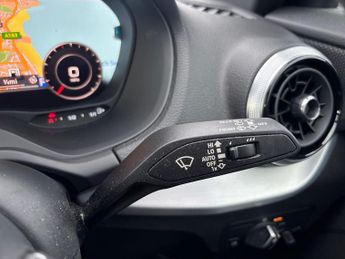 AUDI Q2 35 Tfsi S Line 5Dr S Tronic